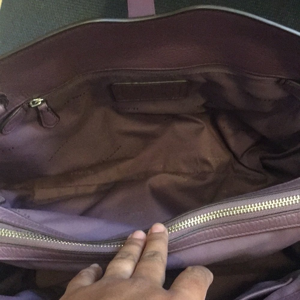 Authentic Coach Satchel - Picture 7 of 9